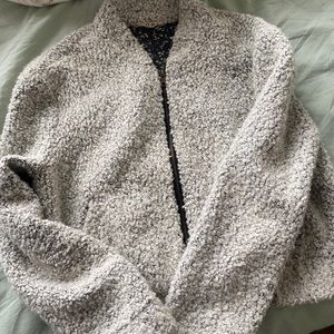 COZY URBAN OUTFITTERS JACKET TOP
